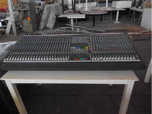 ΕΠΑΓΓΕΛΜΑΤΙΚΗ ΚΟΝΣΟΛΑ ΜΙΞΗΣ SOUNDCRAFT